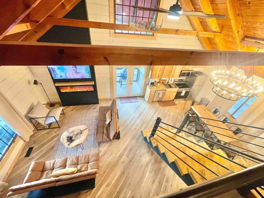 Modern Lake Side Nest• Hotub Fenced Yard King Beds Sevierville Exteriör bild