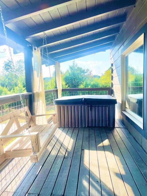 Modern Lake Side Nest• Hotub Fenced Yard King Beds Sevierville Exteriör bild