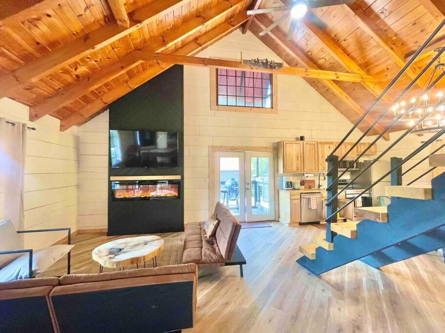 Modern Lake Side Nest• Hotub Fenced Yard King Beds Sevierville Exteriör bild