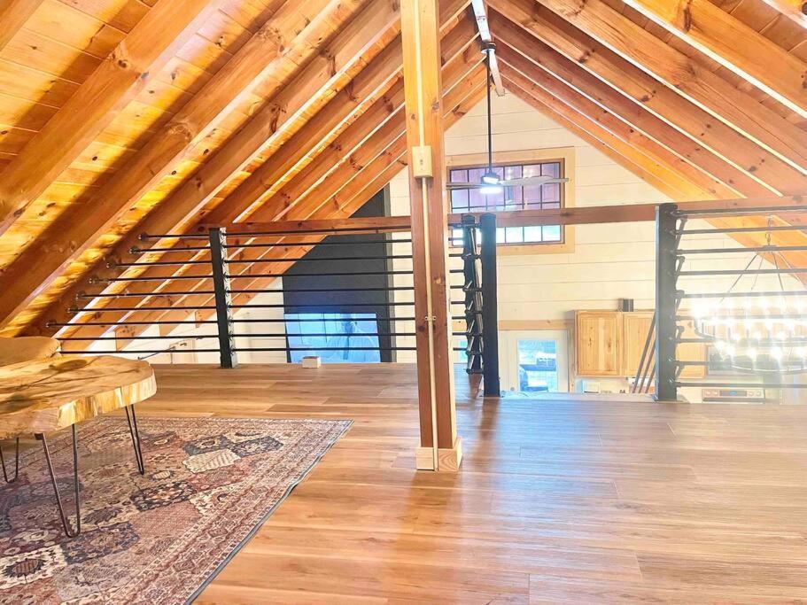 Modern Lake Side Nest• Hotub Fenced Yard King Beds Sevierville Exteriör bild
