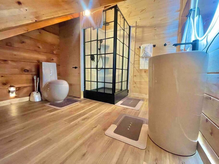 Modern Lake Side Nest• Hotub Fenced Yard King Beds Sevierville Exteriör bild